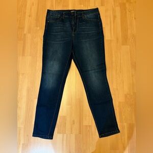 d.jeans Women's Dark Wash Skinny Jeans - Blue. 16